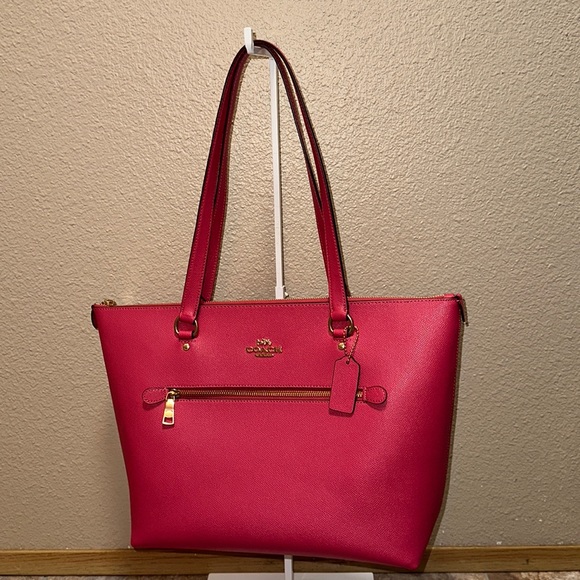 Coach Tote - Picture 2 of 4